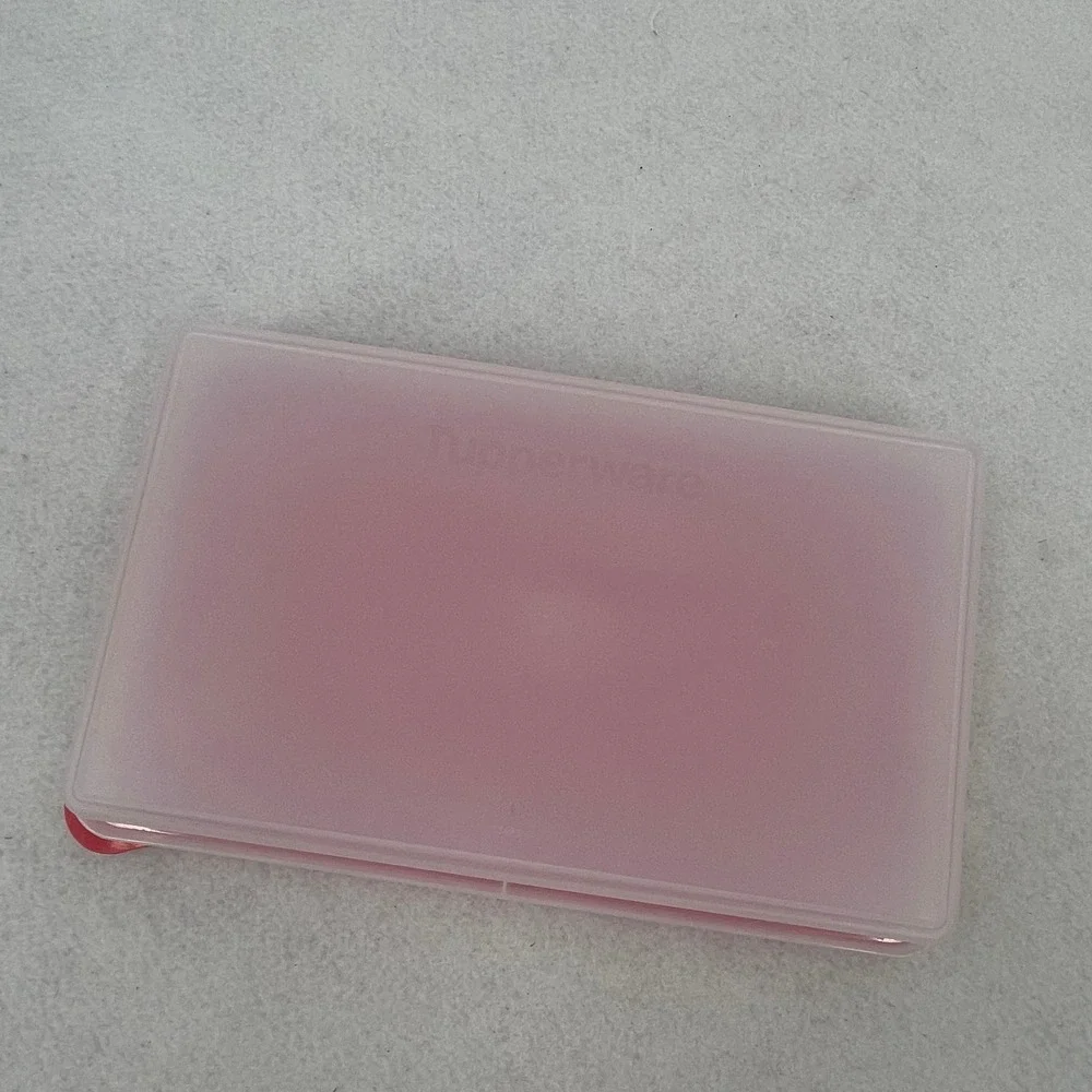 Tupperware FridgeSmart Large Flat Container Red Seal Clear Base 11.5x7.5x1.5